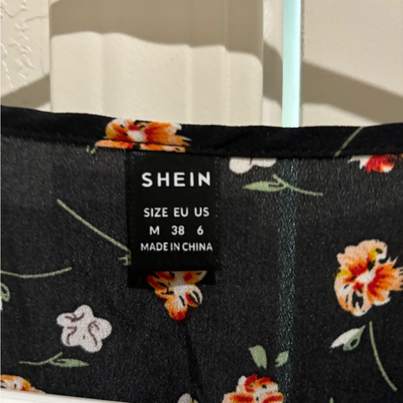 SHEIN dress - Picture 3 of 3